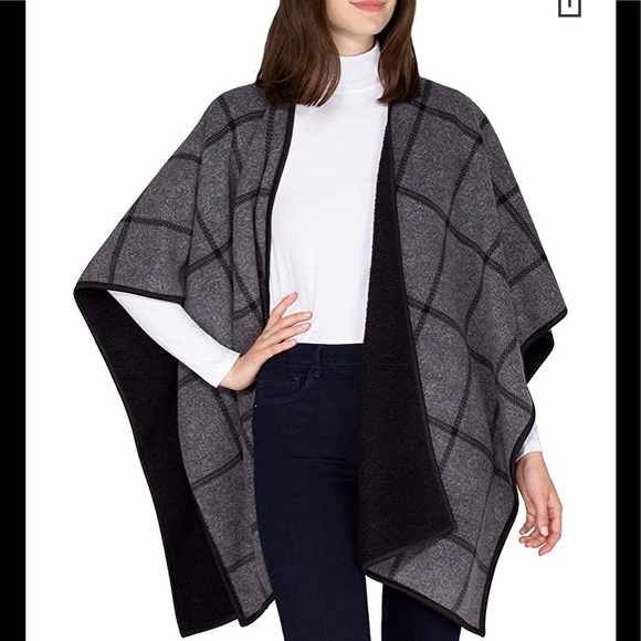 Ike Behar Sweaters - IKE BEHAR REVERSIBLE WRAP ONE SIZE NWT